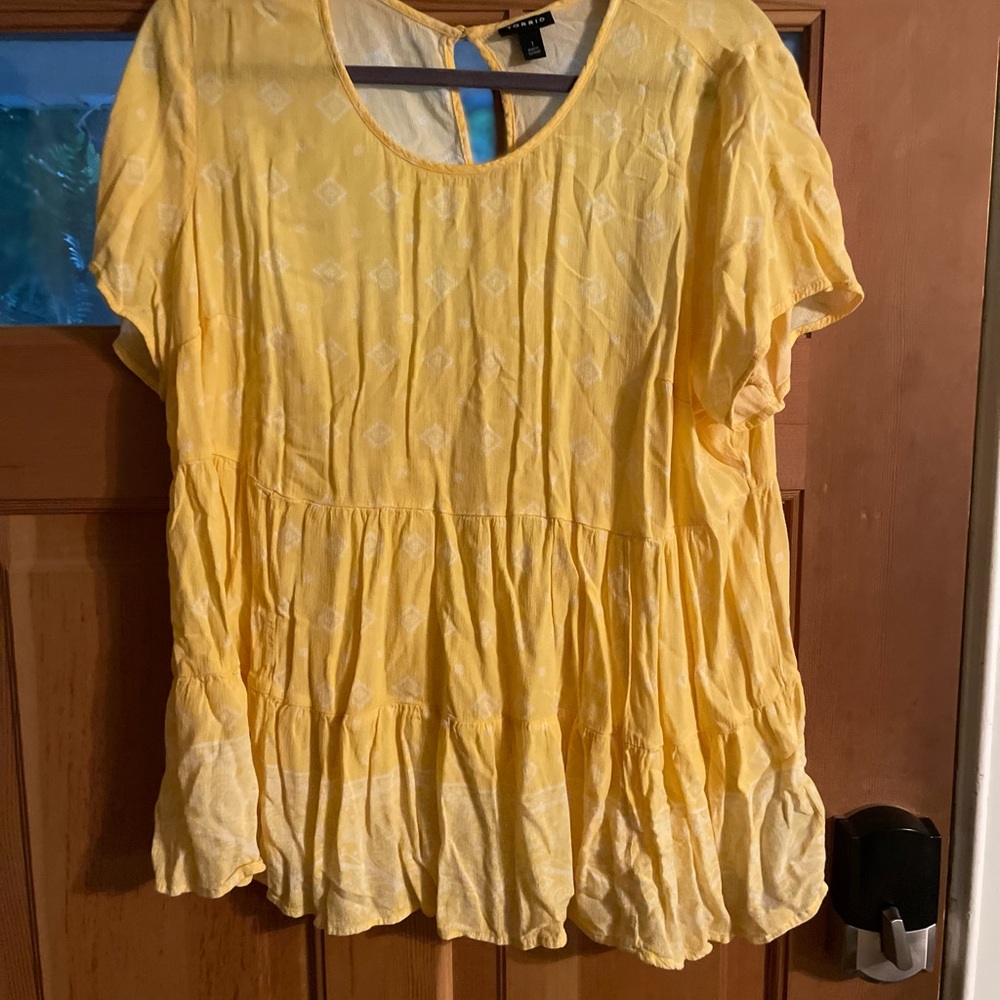 Torrid Lightweight blouse